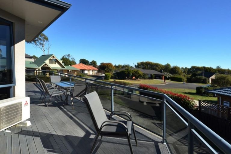 Photo of property in 2 Knox Place, Leamington, Cambridge, 3432