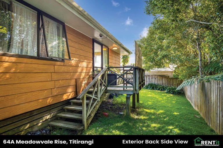 Photo of property in 2/64 Meadowvale Rise, Titirangi, Auckland, 0604