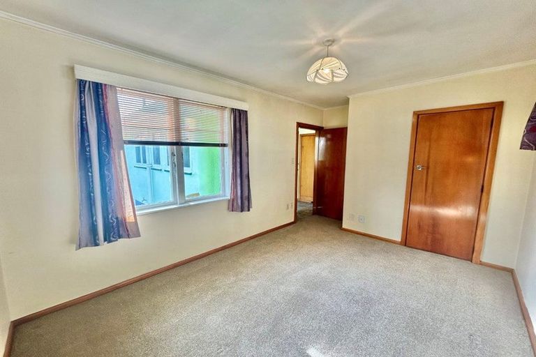 Photo of property in 15 Wycliffe Street, Onekawa, Napier, 4110