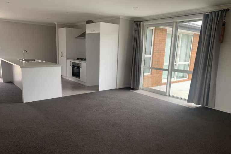 Photo of property in 40 Pragma Rise, Rototuna North, Hamilton, 3210