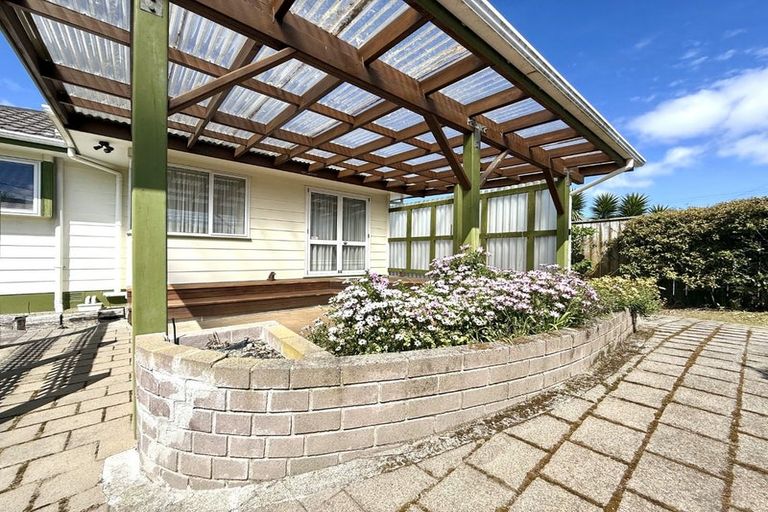 Photo of property in 2 Gordon Street, Avalon, Lower Hutt, 5011