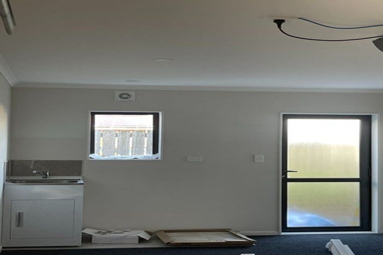 Photo of property in 72a Hokianga Street, Mangere East, Auckland, 2024