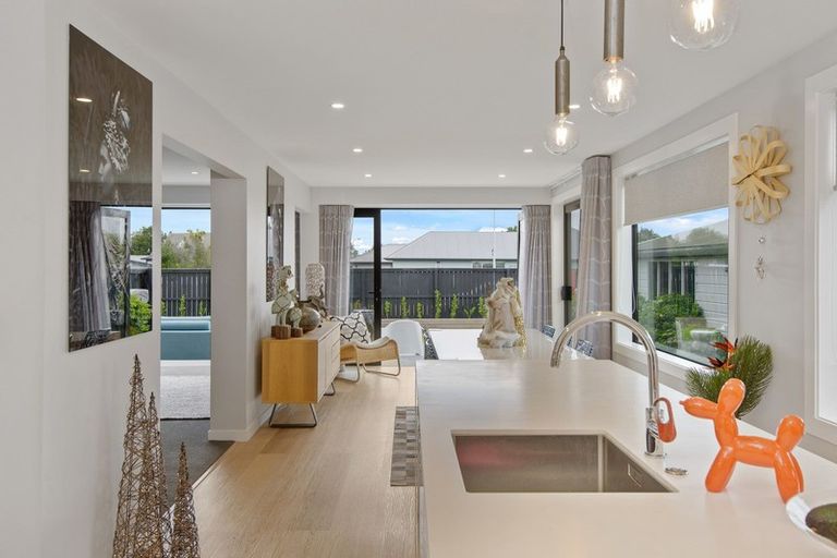 Photo of property in 10 Evesham Crescent, Spreydon, Christchurch, 8024