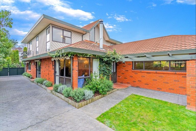Photo of property in 57 Kapanui Road, Waikanae, 5036