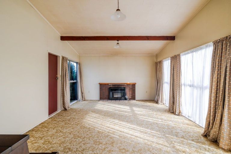 Photo of property in 21 John F Kennedy Drive, Milson, Palmerston North, 4414