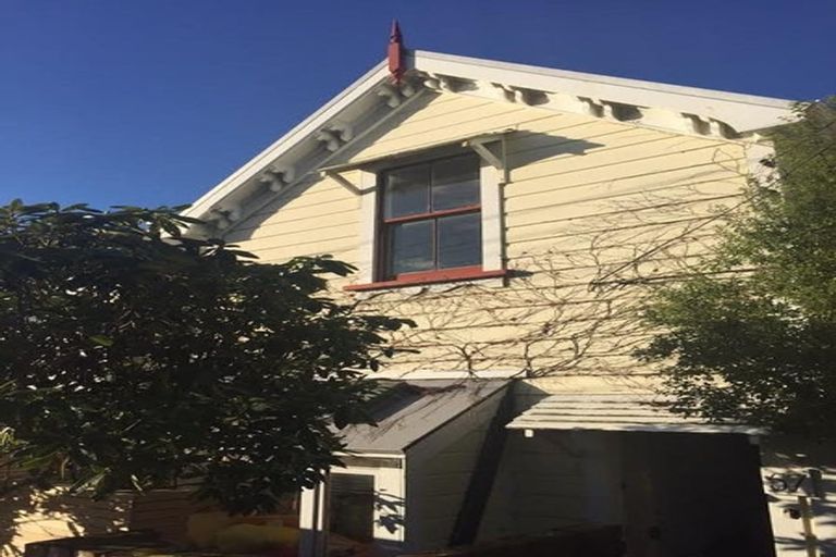 Photo of property in 57 Nairn Street, Mount Cook, Wellington, 6011