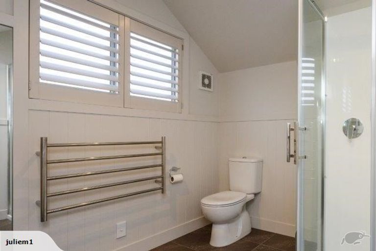 Photo of property in 64a Ihaka Street, Hokowhitu, Palmerston North, 4410