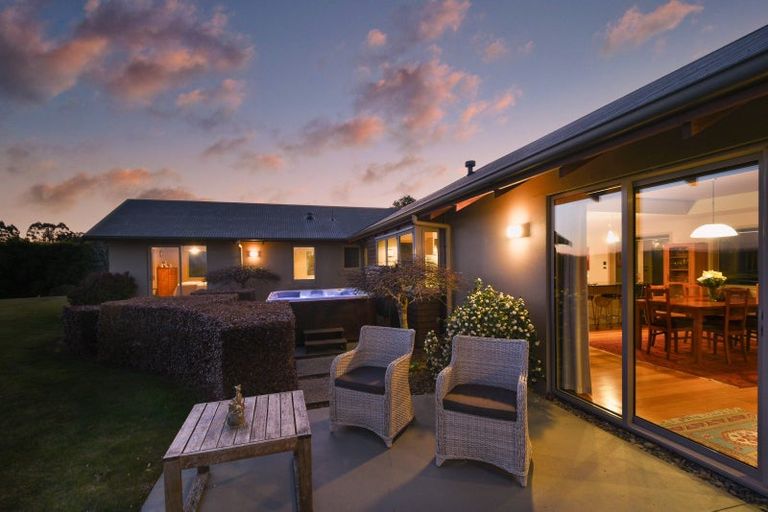 Photo of property in 102 Jackson Road, Hamurana, Rotorua, 3096