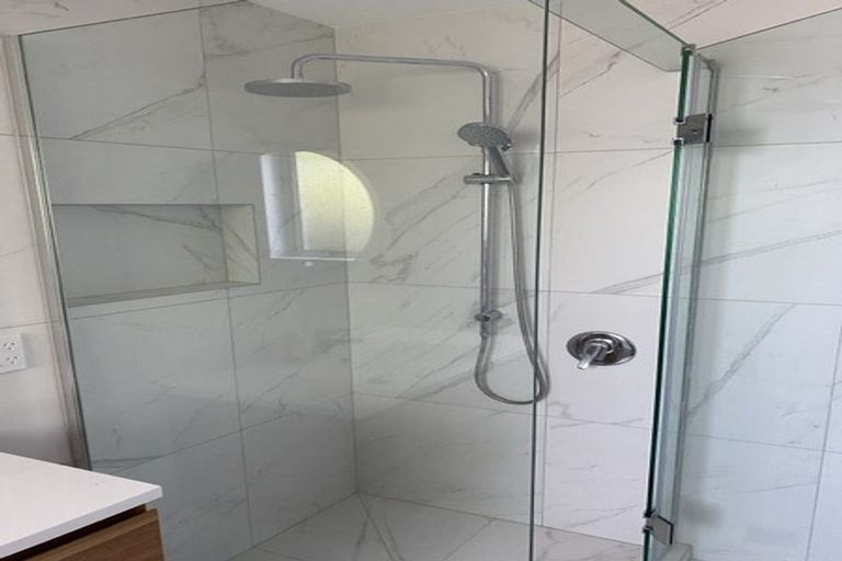 Photo of property in 1/104 Picton Avenue, Riccarton, Christchurch, 8011