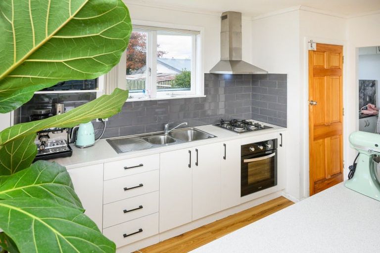 Photo of property in 67a Dundas Road, Sanson, 4817