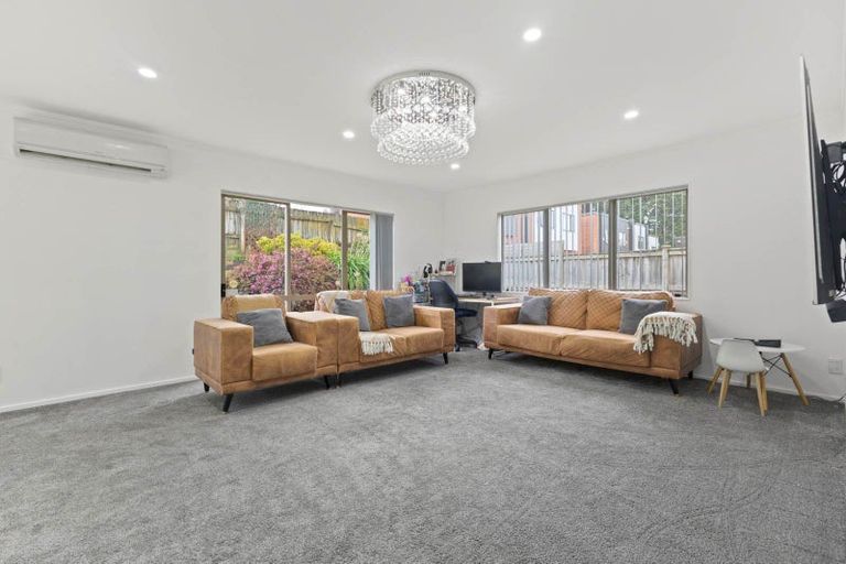 Photo of property in 70c Alfriston Road, Manurewa East, Auckland, 2102