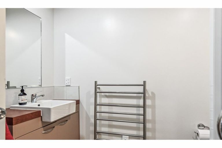 Photo of property in 1193unit Hinemoa Street, Rotorua, 3010