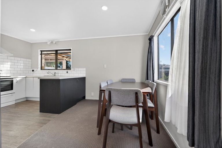 Photo of property in 1 Coventry Road, Melville, Hamilton, 3206
