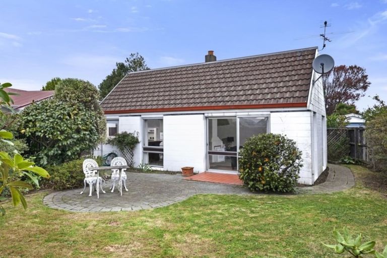 Photo of property in 1/102 Knowles Street, Saint Albans, Christchurch, 8052