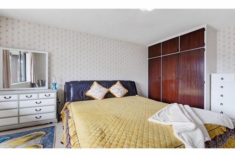 Photo of property in Carmichael Courts, 13/14 Wharenui Road, Upper Riccarton, Christchurch, 8041