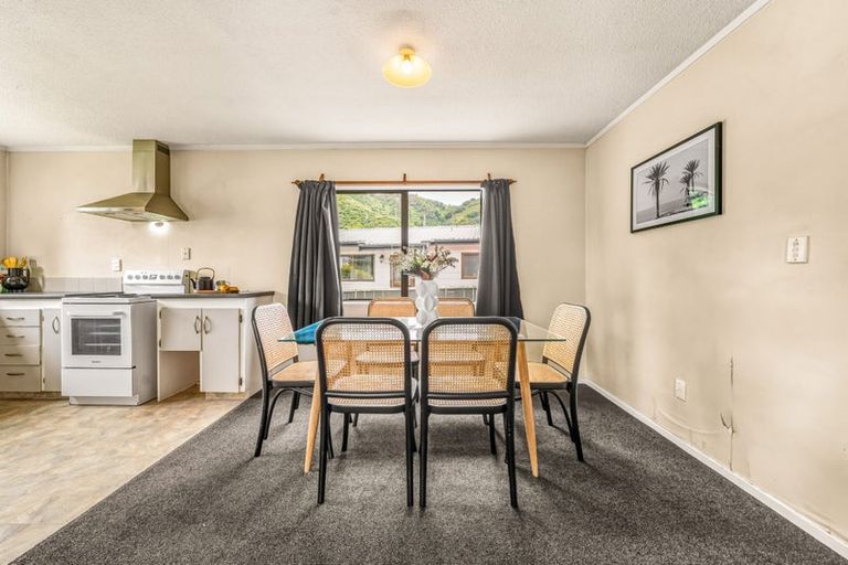 Photo of property in 94 Totara Park Road, Totara Park, Upper Hutt, 5018