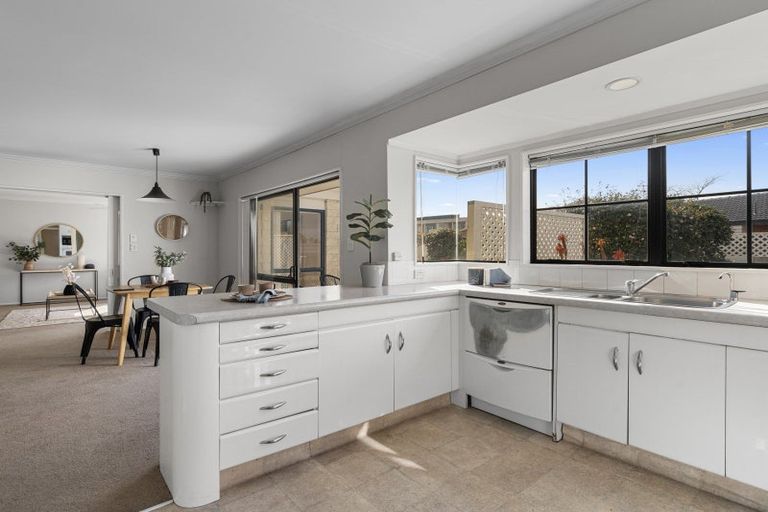 Photo of property in 6 Boronia Place, Mount Maunganui, 3116