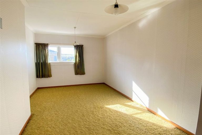Photo of property in 17 Balmoral Street, Oamaru North, Oamaru, 9400