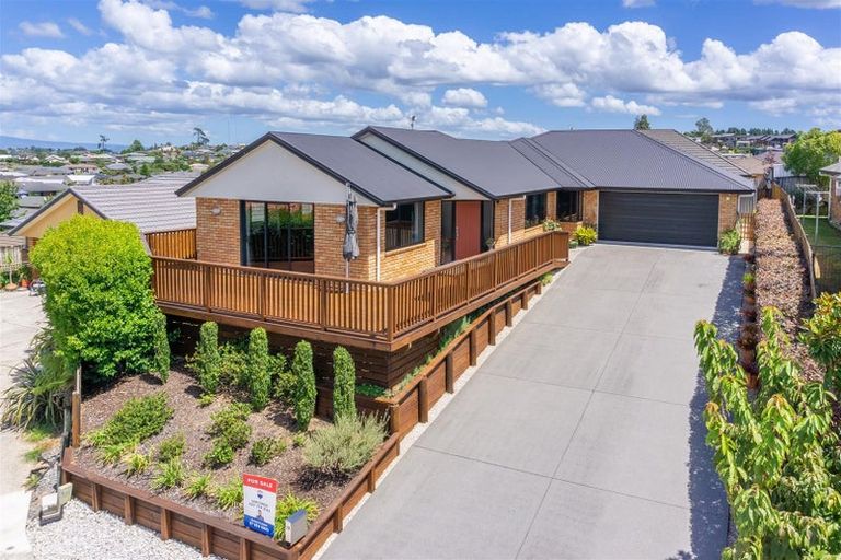 Photo of property in 13 Hadrians Way, Nawton, Hamilton, 3200