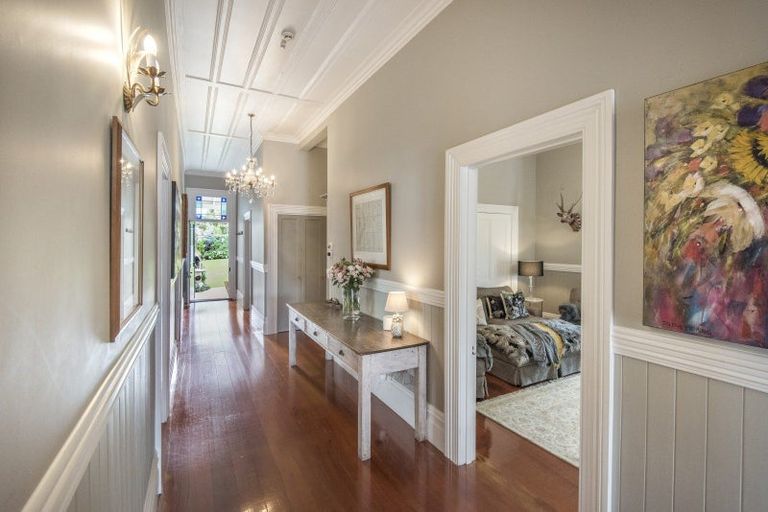 Photo of property in 15 Jubilee Avenue, Devonport, Auckland, 0624