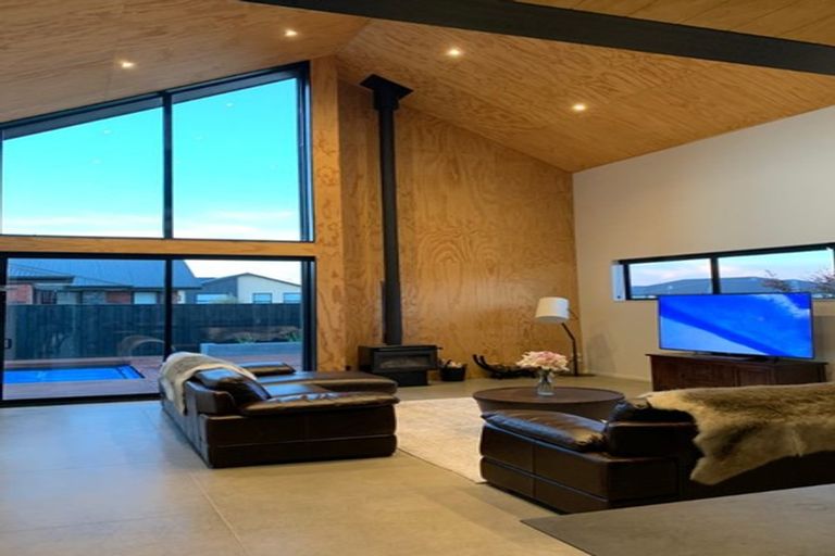 Photo of property in 70 Ledbury Drive, Rolleston, 7615