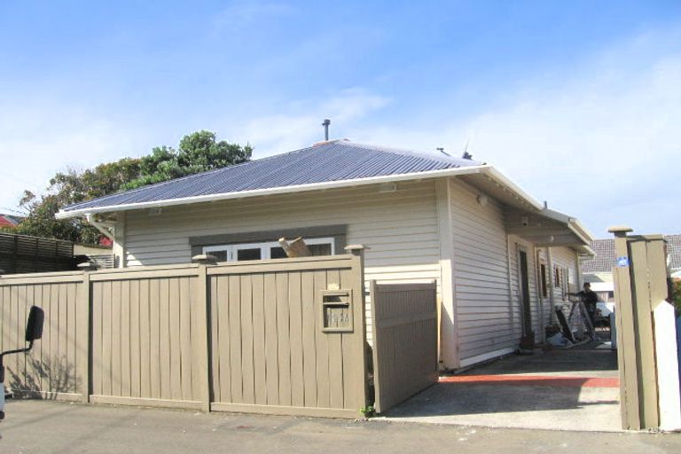 Photo of property in 103a Freyberg Street, Lyall Bay, Wellington, 6022