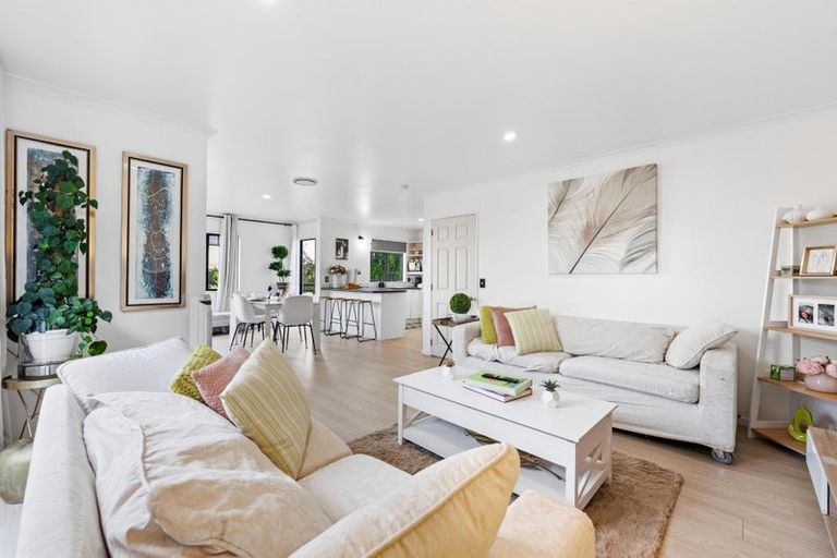 Photo of property in 56 Garton Drive, Massey, Auckland, 0614