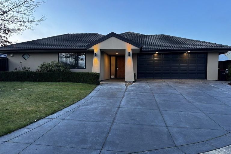 Photo of property in 7 Baltic Place, Northwood, Christchurch, 8051