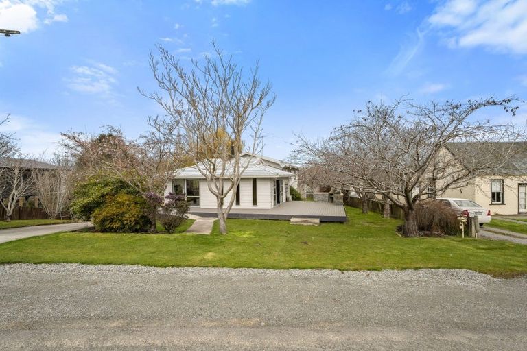 Photo of property in 20 Meadow Street, Lumsden, 9730