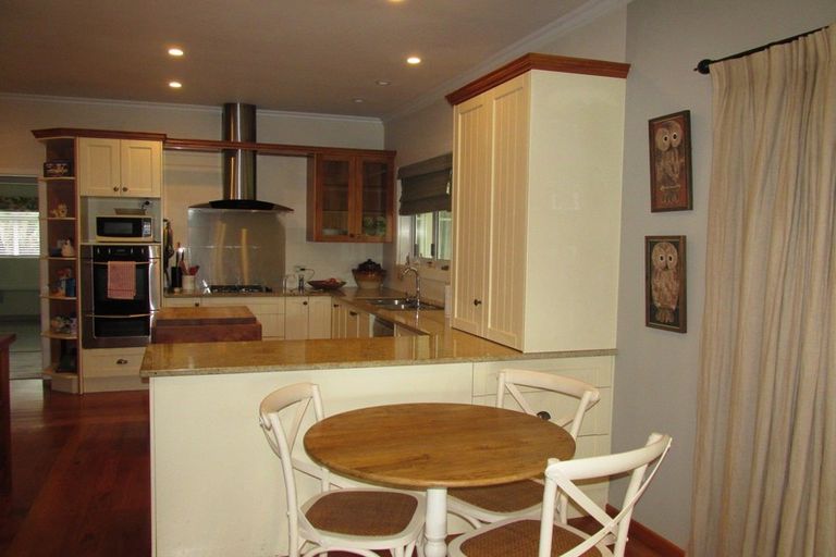 Photo of property in 76 Kitchener Street, Wairoa, 4108