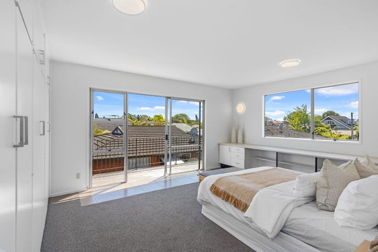 Photo of property in 1/18a Prossers Road, Saint Martins, Christchurch, 8022
