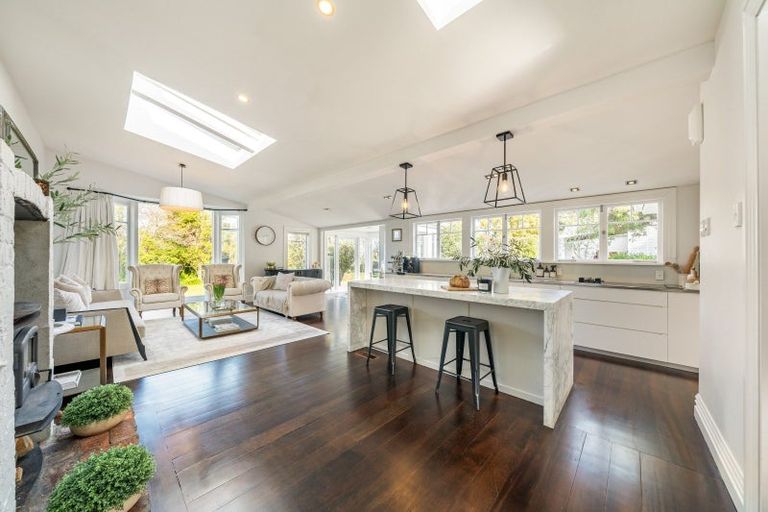 Photo of property in 33 Wairere Road, Belmont, Lower Hutt, 5010