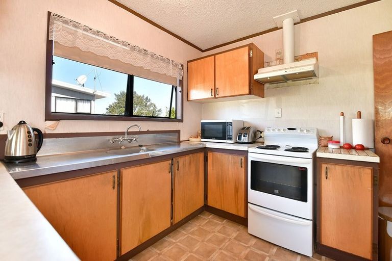 Photo of property in 9 Matai Road, Stanmore Bay, Whangaparaoa, 0932