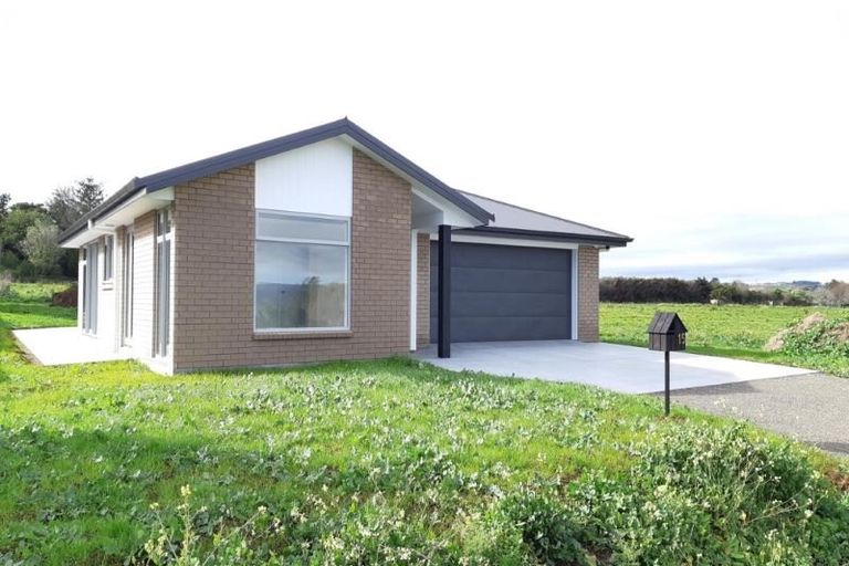 Photo of property in 15 Geraghtys Road, Tuakau, 2121
