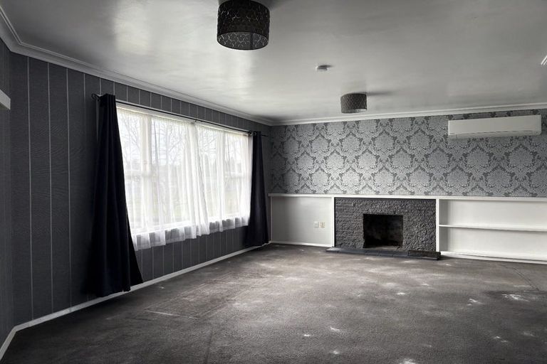 Photo of property in 15 Fox Street, Woodville, 4920