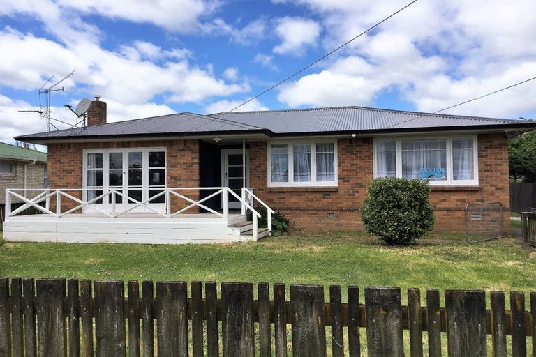 Photo of property in 12 Greta Street, Glenview, Hamilton, 3206