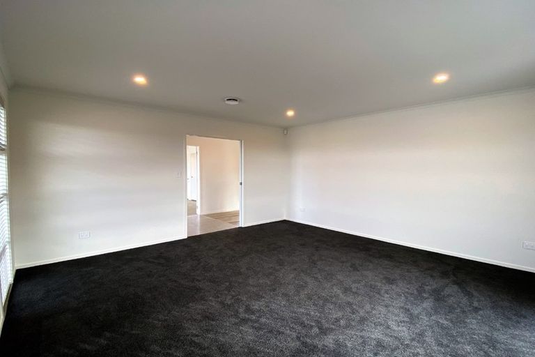 Photo of property in 17 Maui Place, Te Kamo, Whangarei, 0112