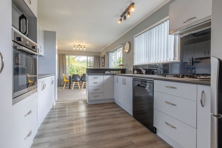 Photo of property in 2 Mclean Terrace, Waipukurau, 4200