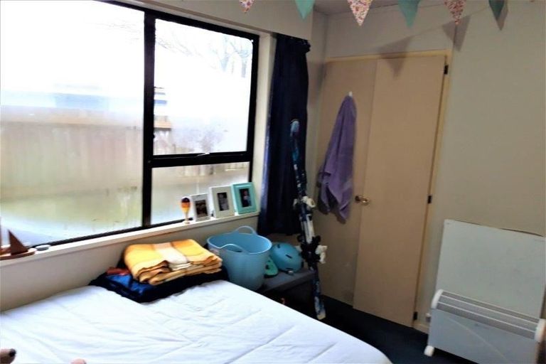 Photo of property in 69 Peverel Street, Riccarton, Christchurch, 8041