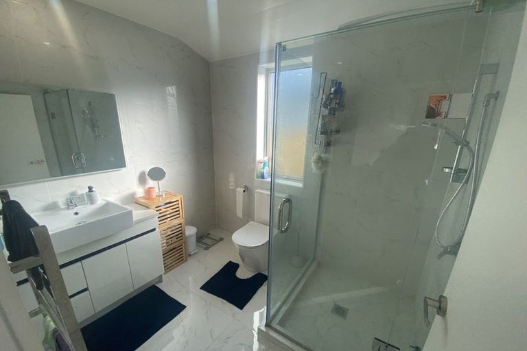 Photo of property in 1 Leatherwood Road, Takanini, 2110