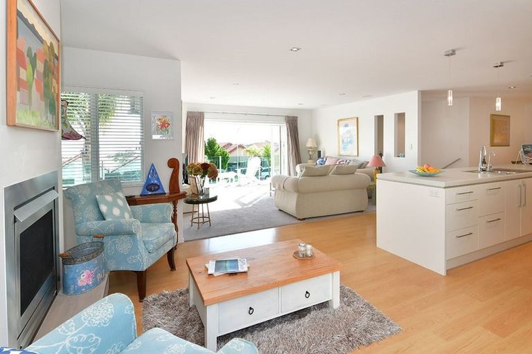 Photo of property in 109 Alec Craig Way, Gulf Harbour, Whangaparaoa, 0930