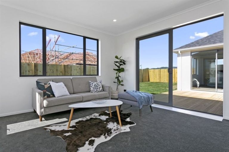 Photo of property in 20 Rose Leigh Drive, Cambridge, 3434