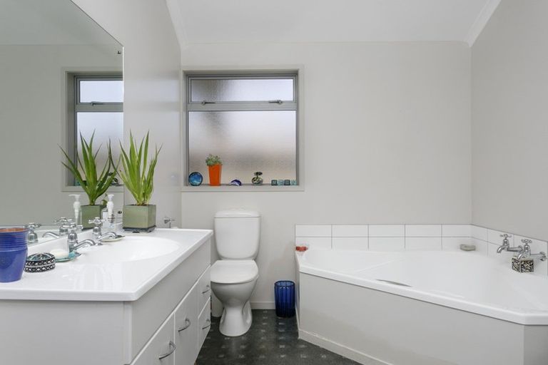 Photo of property in 63 Kaihua Road, Nukuhau, Taupo, 3330