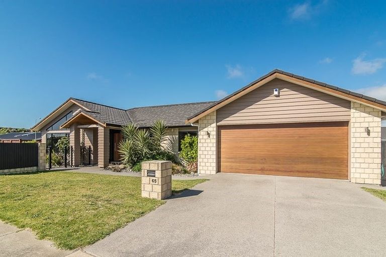 Photo of property in 65 Kotuku Drive, Paraparaumu Beach, Paraparaumu, 5032