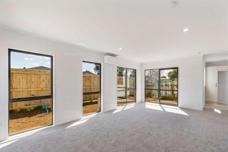 Photo of property in 184b Mahia Road, Wattle Downs, Auckland, 2103