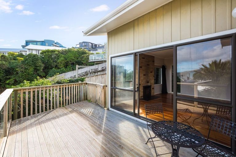 Photo of property in 5 Gordon Road, Plimmerton, Porirua, 5026