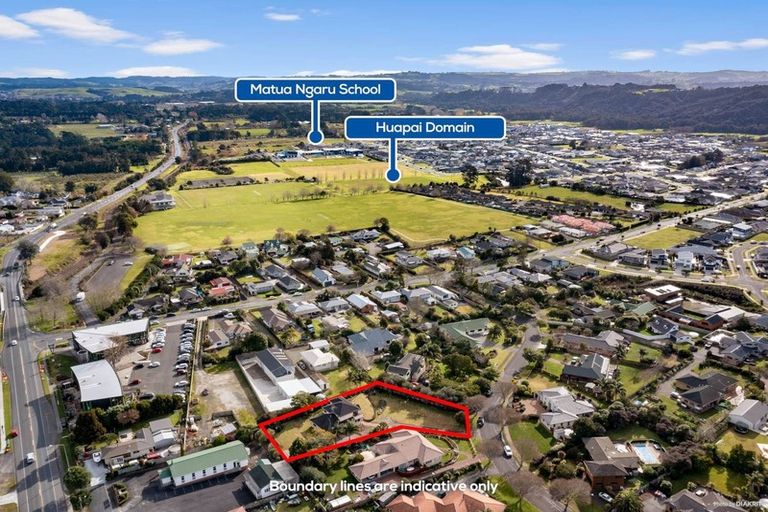 Photo of property in 16 Sunny Crescent, Huapai, Kumeu, 0810