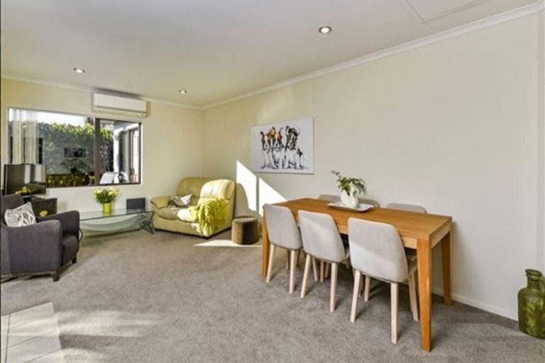 Photo of property in 5 Starlight Cove, Hobsonville, Auckland, 0618
