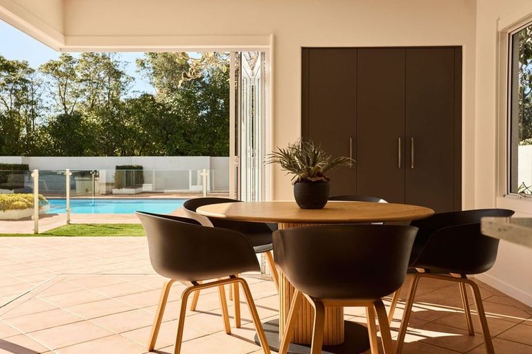 Photo of property in 168 Te Mata Peak Road, Havelock North, 4130