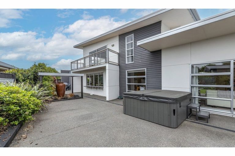 Photo of property in 5 Kensington Avenue, Rangiora, 7400